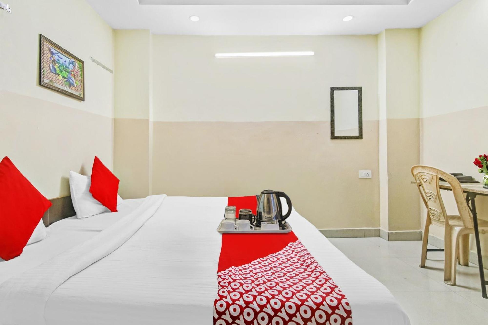 Super Hotel O Royal Green New Delhi Exteriör bild